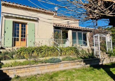 Superbe villa en exclusivite  à Bellegarde – 317 000 €